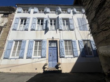 62945cee7acb8fd907d0135bf0424a52357a7dc635403