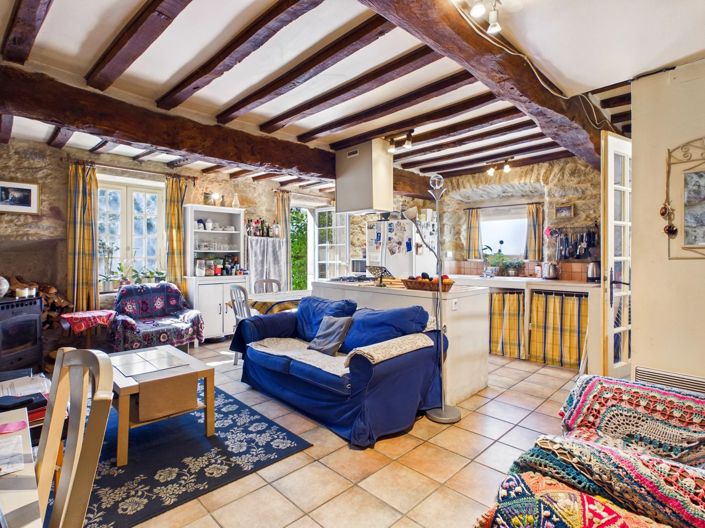 Image No.15-10 Bed House for sale