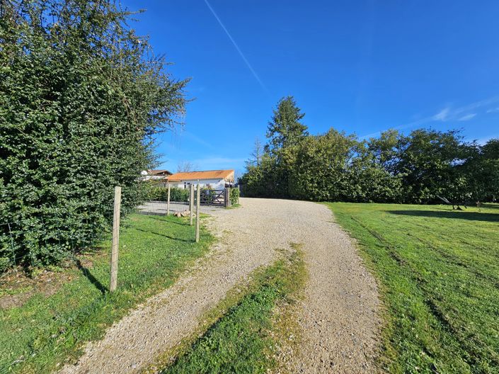 Image No.15-2 Bed Village House for sale