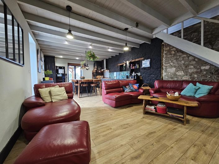 Image No.4-2 Bed Village House for sale