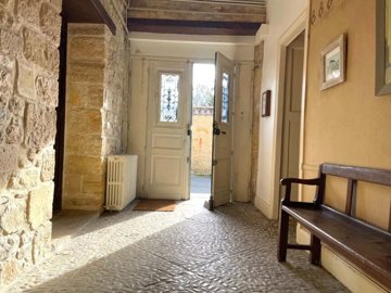 222e30f8ef0680de2b8433a86018e33155e7ec3c6c201