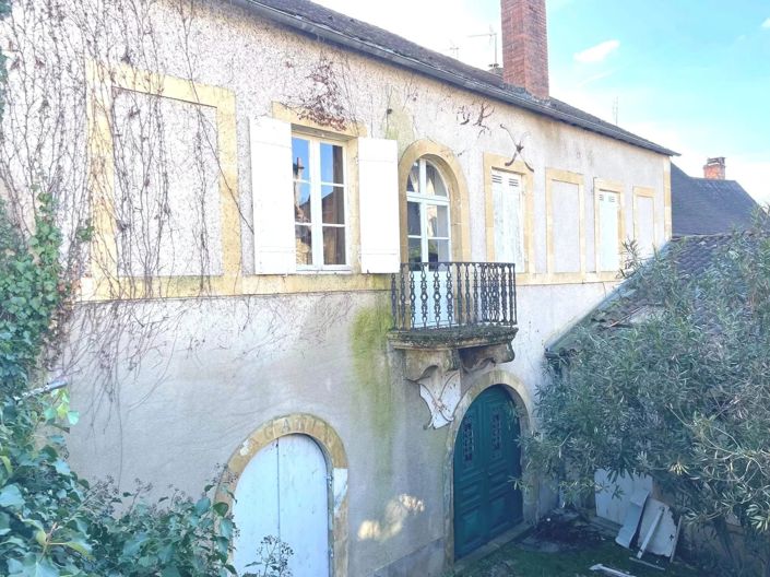 Image No.12-8 Bed House for sale