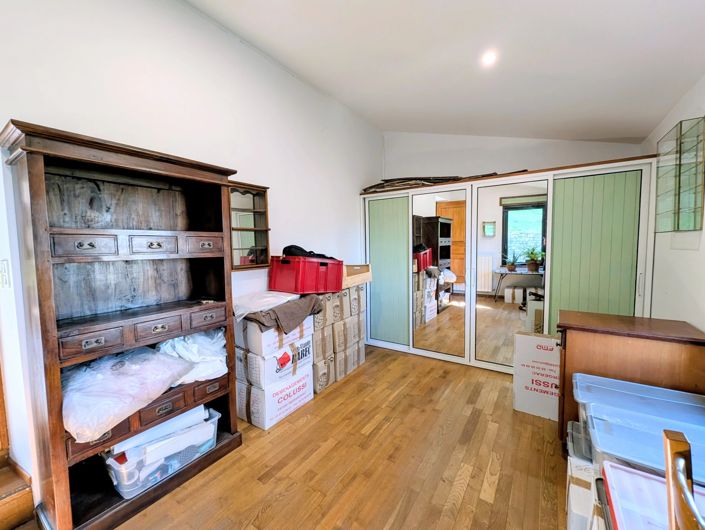 Image No.10-3 Bed Village House for sale