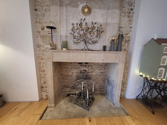 Image No.7-4 Bed House for sale