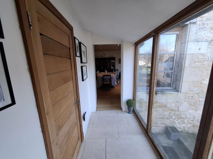 Image No.9-4 Bed House for sale