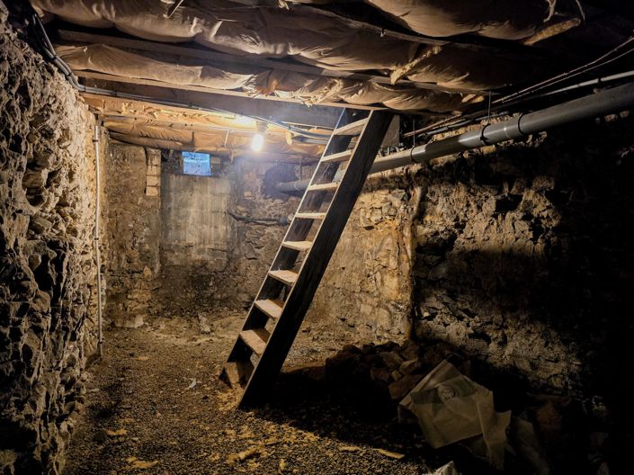 Image No.13-1 Bed House for sale