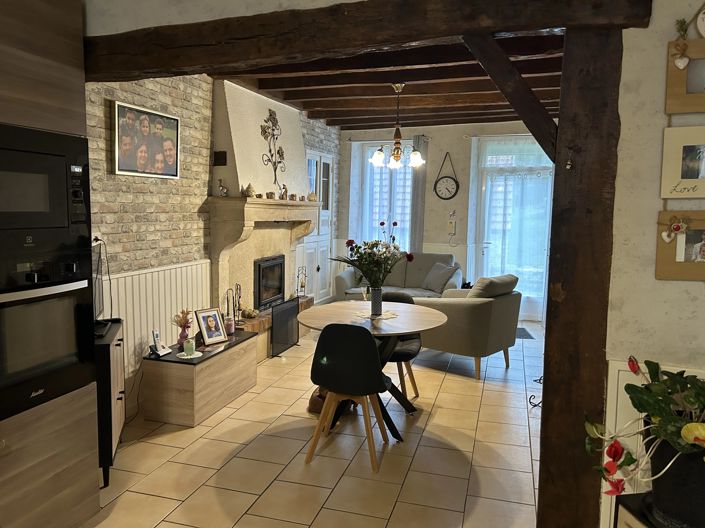 Image No.5-2 Bed House for sale