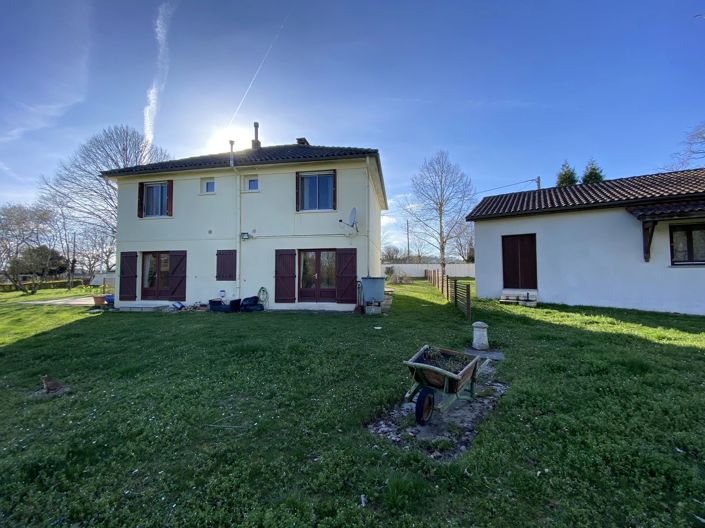 Image No.2-5 Bed House for sale