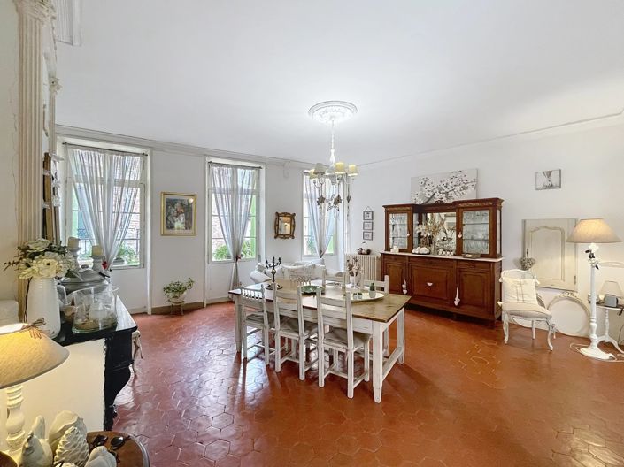 Image No.3-7 Bed House for sale