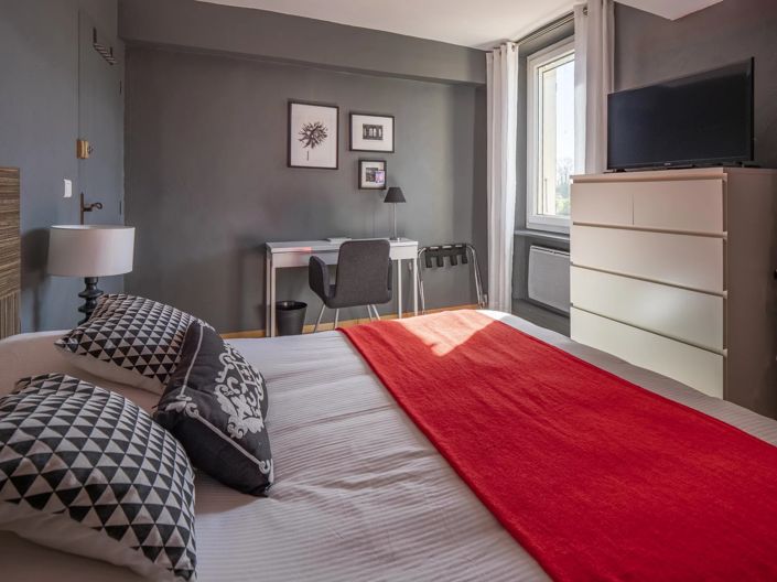 Image No.13-5 Bed House for sale