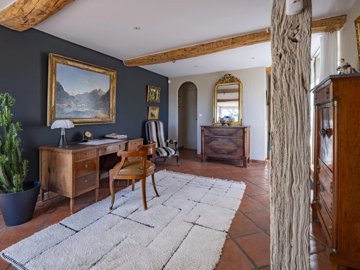 519dfdf9dc6e8b5fbb5dd980a12d7d5be0668d54cf192