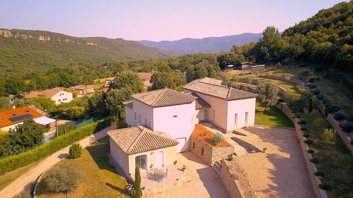 Image No.4-4 Bed House for sale