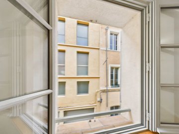 06b2d981f356de80b97c102a9b4e3d0c9b8dd32ccb200