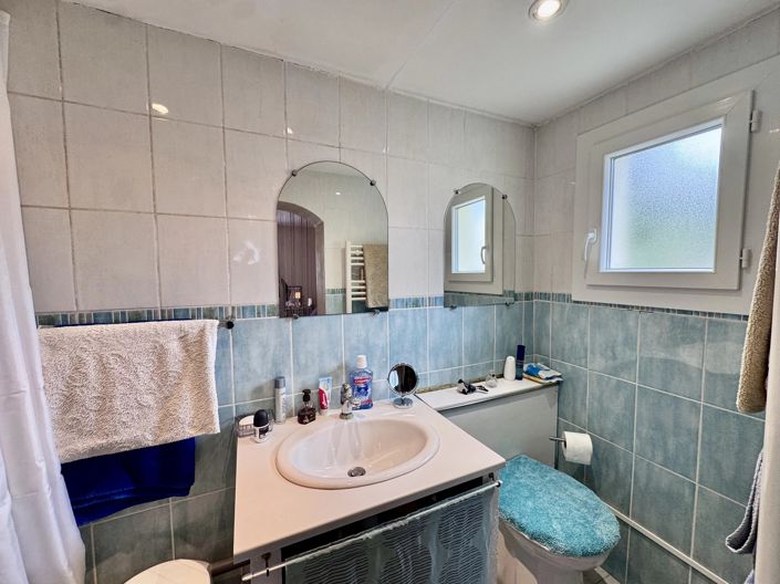 Image No.10-3 Bed Village House for sale