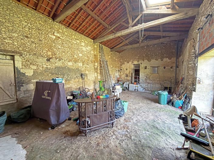 Image No.12-2 Bed House for sale