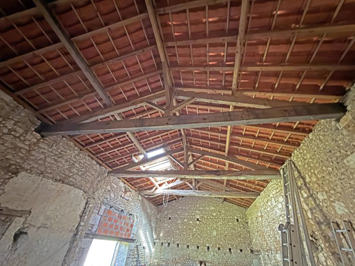 Image No.13-2 Bed House for sale