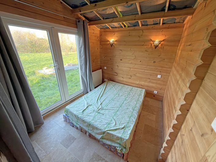 Image No.5-2 Bed House for sale