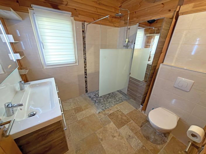 Image No.7-2 Bed House for sale