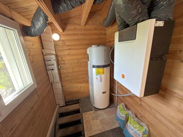 dac6bab5d3e98da06e4c8783bc06db051aa3a599db409