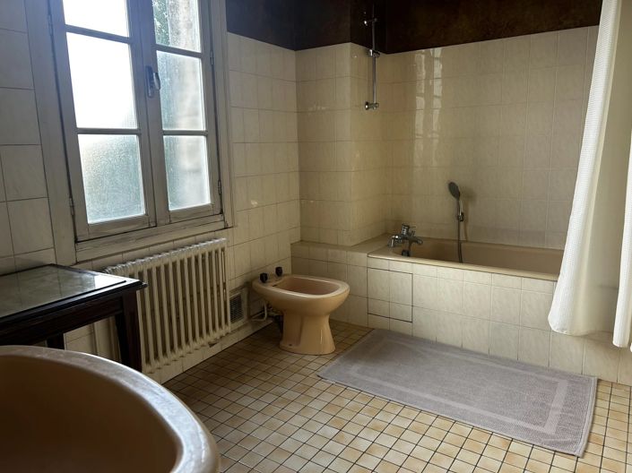 Image No.13-4 Bed House for sale