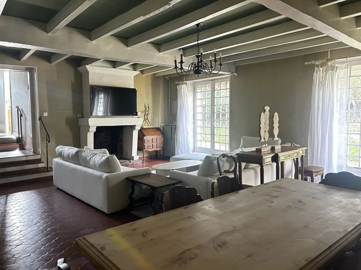 Image No.3-4 Bed House for sale