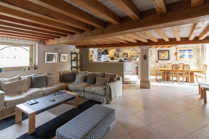 Image No.2-3 Bed House for sale