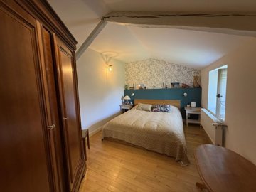 3fb80b0646f10d60b7626211bf72c358856bb23470403