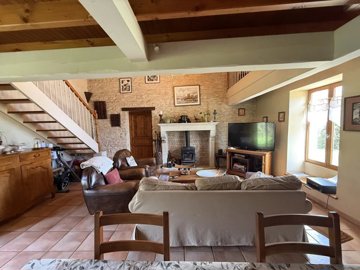 c17095c86294958009cb9778eb9b2e23f1774cac34403