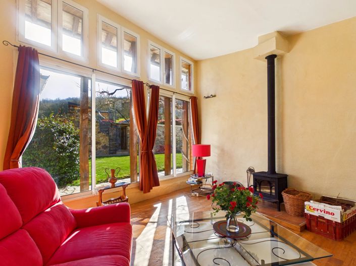 Image No.14-7 Bed House for sale