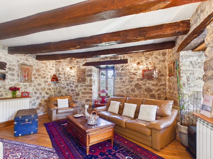 Image No.7-7 Bed House for sale