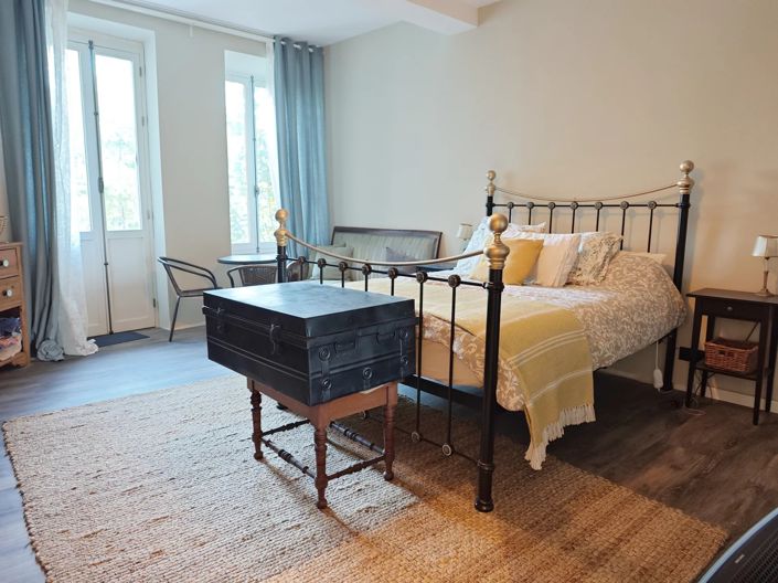 Image No.11-3 Bed House for sale