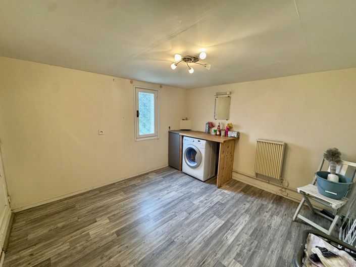 Image No.10-3 Bed House for sale