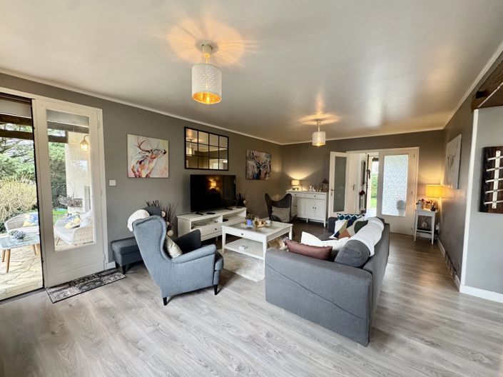 Image No.14-3 Bed House for sale