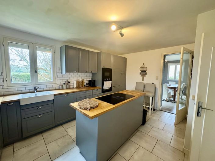 Image No.4-3 Bed House for sale