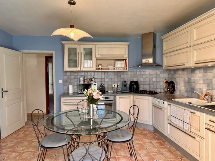 Image No.4-3 Bed House for sale