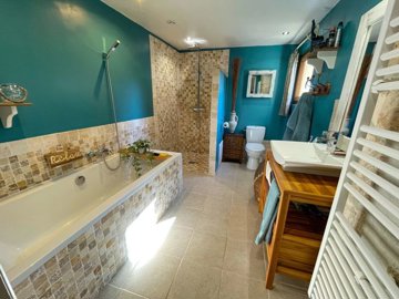 5d7610427208e9c7574850c26fd47aa263401125ba180