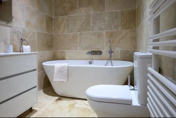 Image No.12-Maison de 11 chambres à vendre à Montpon-Menesterol