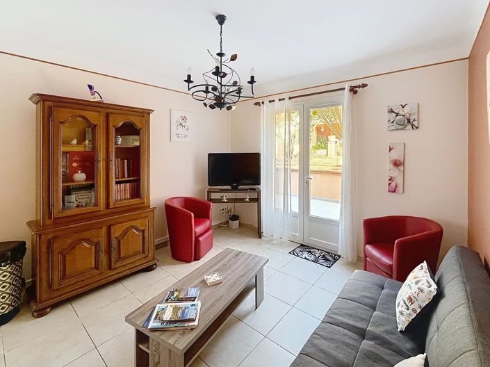 Image No.11-4 Bed House for sale