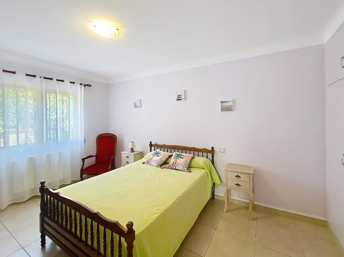 Image No.13-4 Bed House for sale