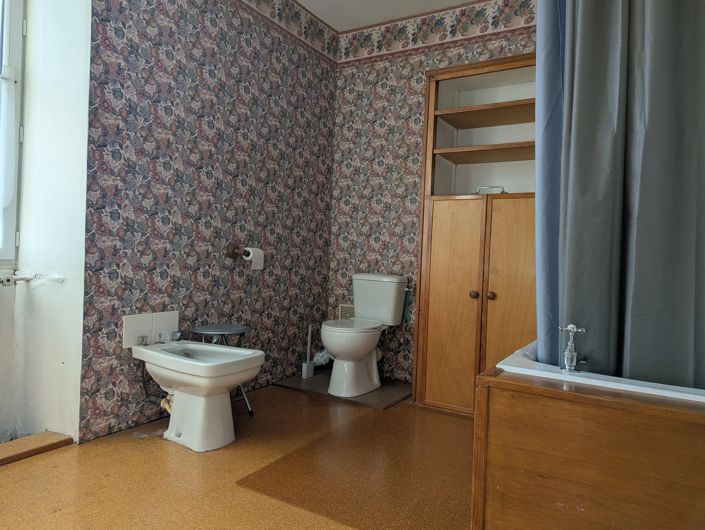 Image No.12-3 Bed Village House for sale