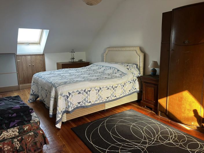 Image No.9-3 Bed Village House for sale