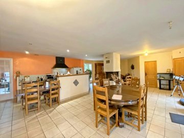 fba6e73a0ca794cb860288e10f846c284b94111b6d324