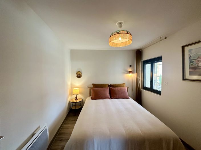 Image No.11-6 Bed Village House for sale