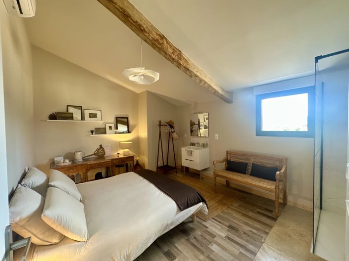 Image No.5-6 Bed Village House for sale