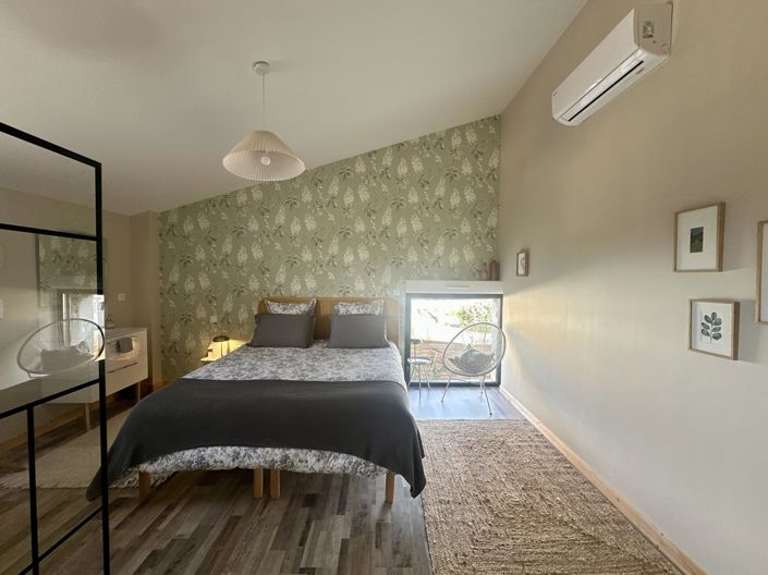 Image No.7-6 Bed Village House for sale