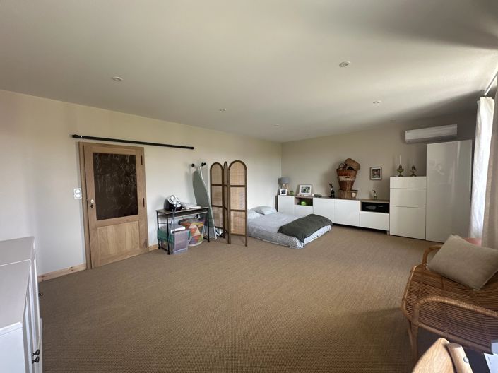 Image No.8-6 Bed Village House for sale