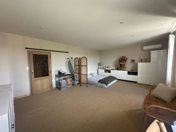 d2833fcd33c2a4c9bf96d92b0e8a663fd7de568b73403