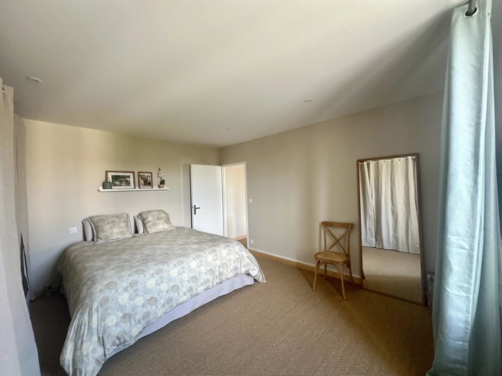 Image No.9-6 Bed Village House for sale