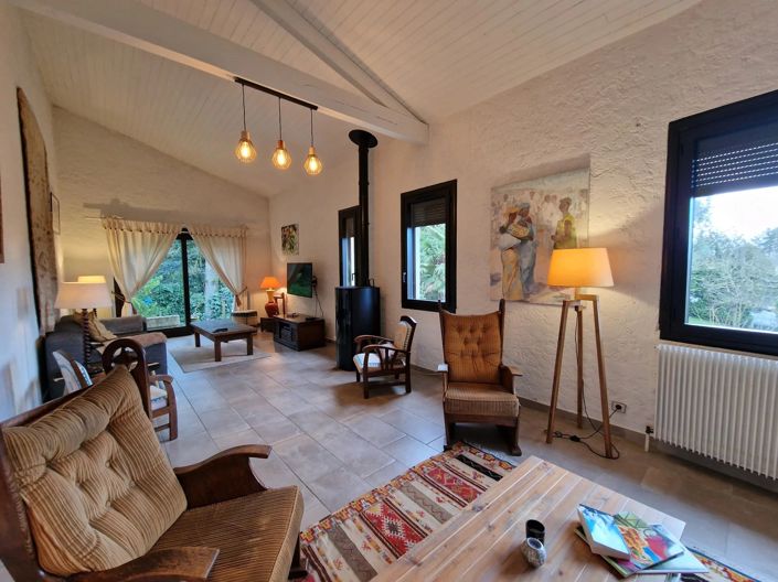 Image No.3-5 Bed House for sale