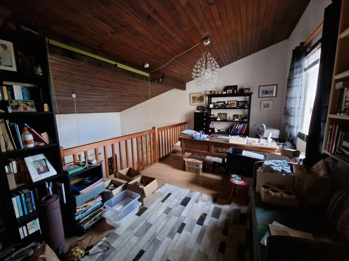 Image No.9-5 Bed House for sale